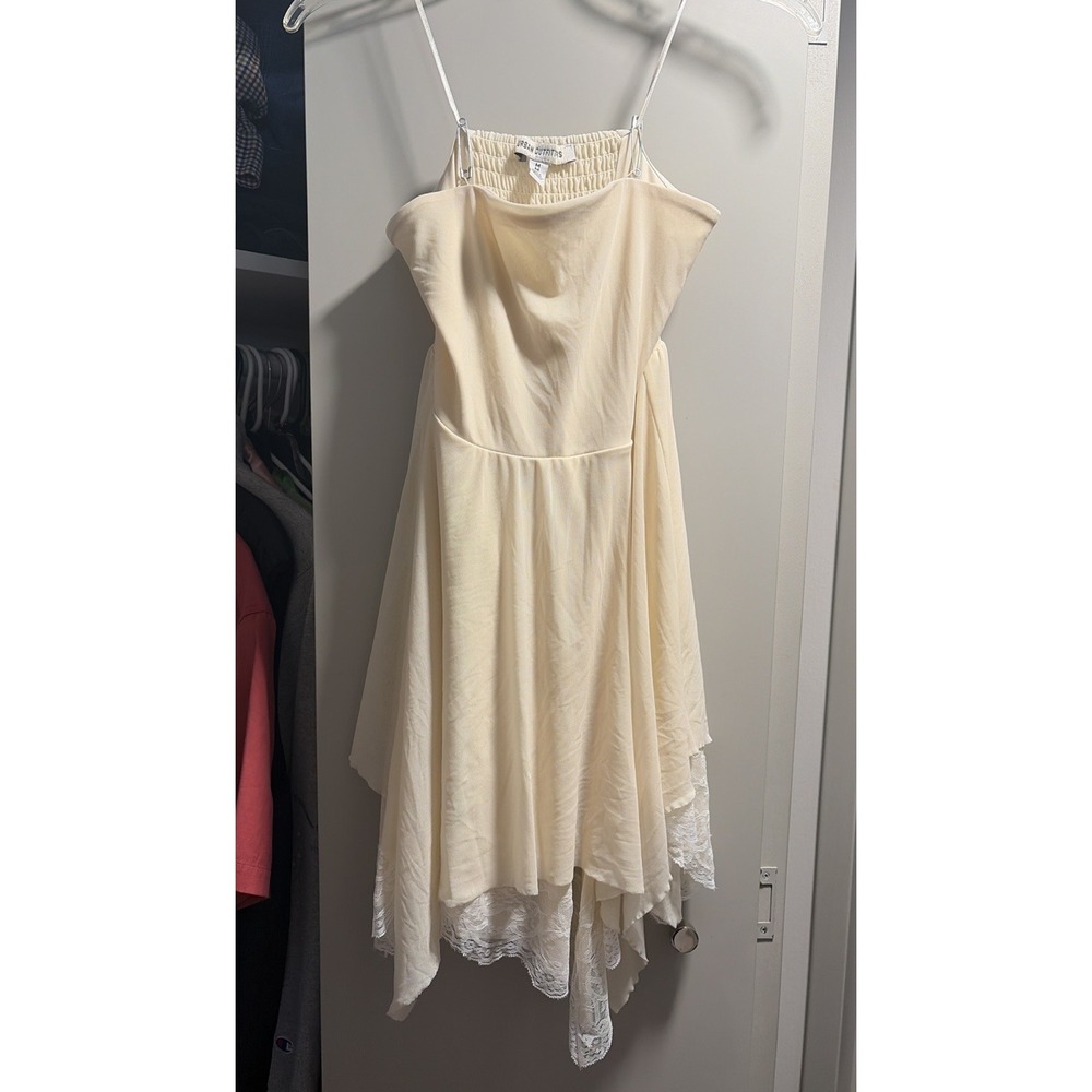Urban Outfitters Lucia Plisse strapless Dress W Lace Trim  Cream W/ White Size M